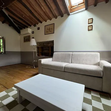 Lilla Francigena Holiday home Camaiore